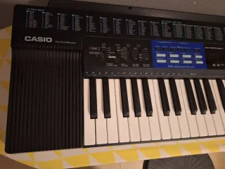 Teclado Casio CT-470 Tone Bank