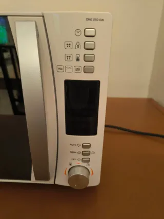 Microondas Candy Blanco