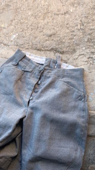 Pantalones militares caballería y botines