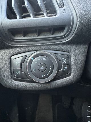 Ford B-Max gasolina 2012 · 31.000 km · Etiqueta C