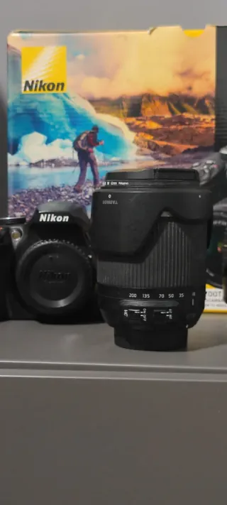 Cámara Nikon D3400 + 2 objetivos + accesorios