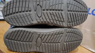 Botas invierno grises y negras T.44