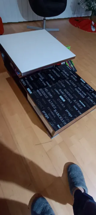 Mueble TV y Vitrina Comedor + mesa y 6 sillas