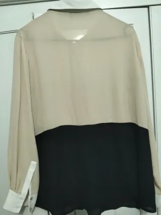 Blusa Zara Basic Beige y Negra