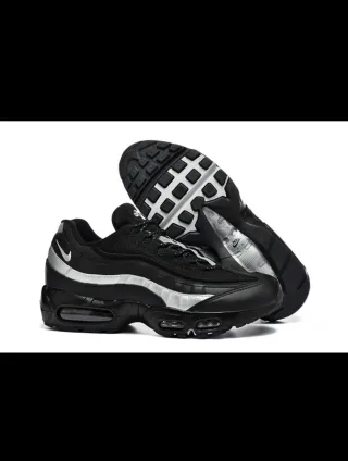 Nike Air Max 95 Talla 42 Negro/Blanco