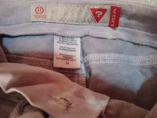 Pantalón Guess de procedencia USA