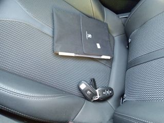 Peugeot 3008 Hybrid 225 GT e-EAT8 165 kW (225 CV)