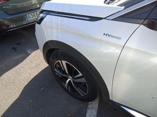 Peugeot 3008 Hybrid 225 GT e-EAT8 165 kW (225 CV)