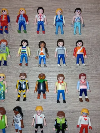 Pack 22 figuras Playmobil variadas