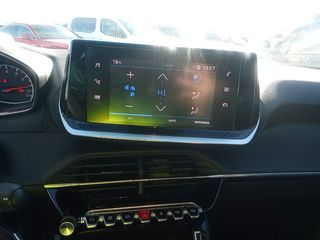 Peugeot 2008 Active Pack S&S BlueHDi 96 kW (130 CV) EAT8