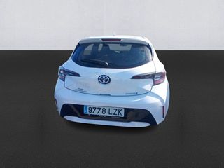 Toyota Corolla 125H Business E-CVT 90 kW (122 CV)