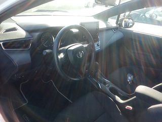 Toyota Corolla 125H Business E-CVT 90 kW (122 CV)