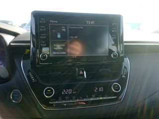 Toyota Corolla 125H Business E-CVT 90 kW (122 CV)