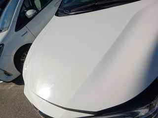 Toyota Corolla 125H Business E-CVT 90 kW (122 CV)