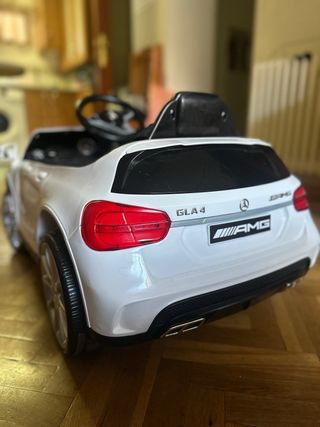 Coche eléctrico 12V Mercedes AMG