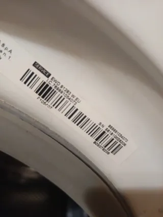 Puerta lavadora Indesit con bisagra cómo nueva