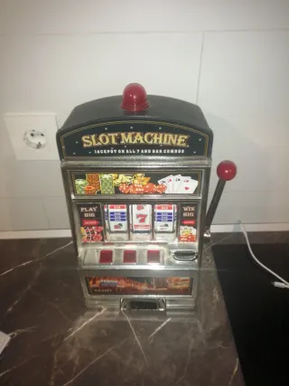 Hucha Tragamonedas Bandit