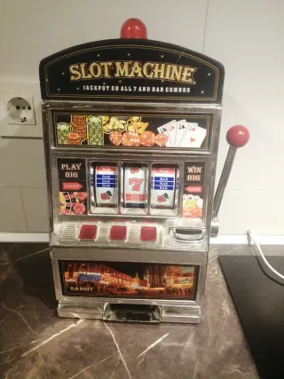 Hucha Tragamonedas Bandit