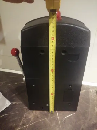 Hucha Tragamonedas Bandit