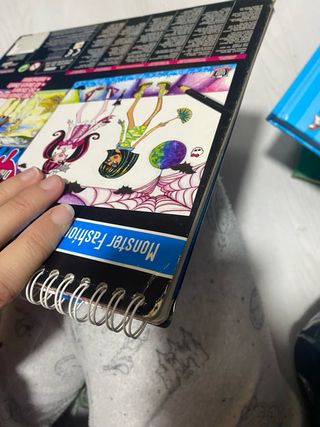 Cuaderno Monster High Fashion Sketch Portfolio