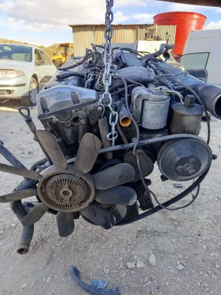 Motor Mercedes 300d W124