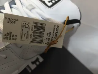 Tênis DC Shoes Preto e Branco