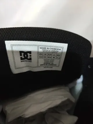 Tênis DC Shoes Preto e Branco