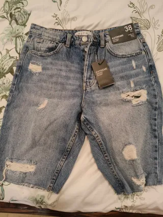 Bermuda vaquera desgastada Talla 38