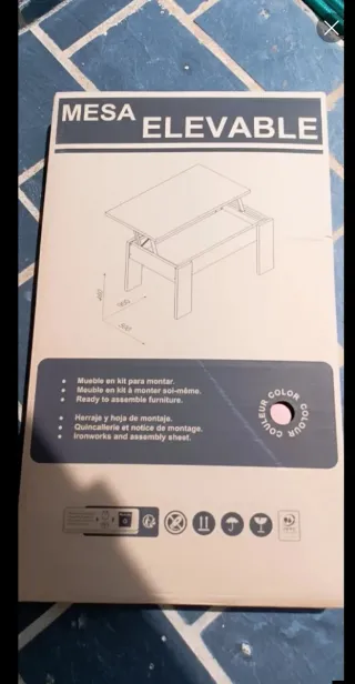 Mesa elevable de madera y metal