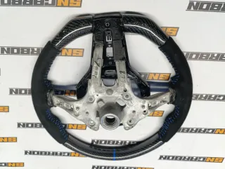 Volante BMW M Performance Carbono