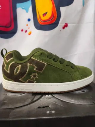 Tênis DC Shoes Verde e Marrom