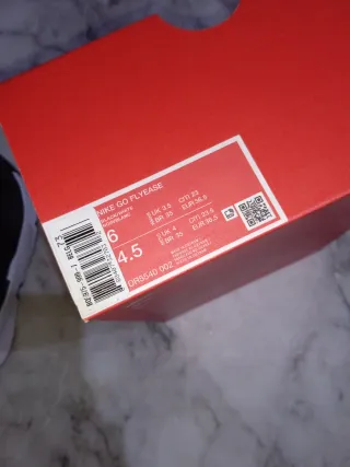 Nike Go Flyease Scarpe Uomo Donna Nero Bianco