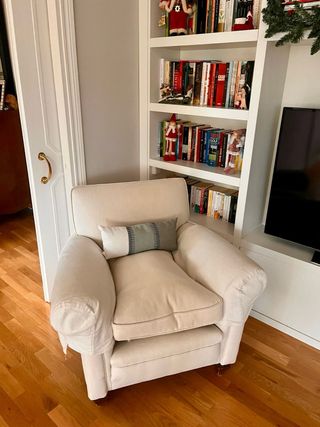 2 Poltrone in tessuto beige