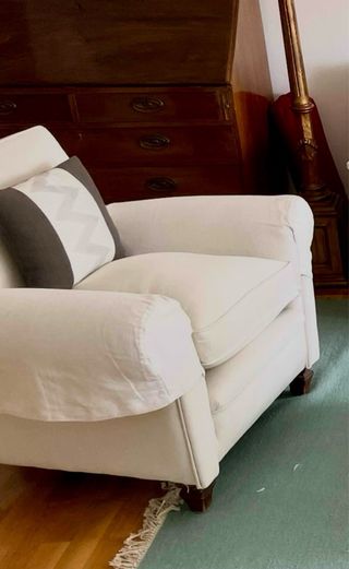 2 Poltrone in tessuto beige