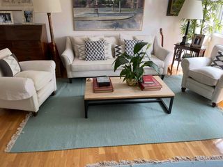 2 Poltrone in tessuto beige