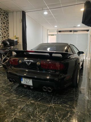 Pontiac  Firebird Trans Am WS6 5,7L V8 Manual 6Vel