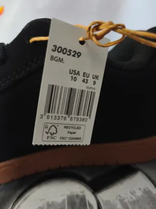 Tênis DC Shoes Preto e Marrom