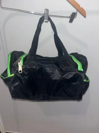 Mochila Nike Negra y Verde