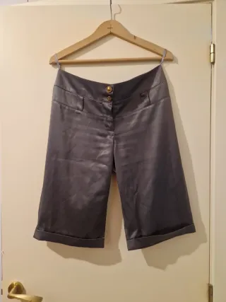 Pantalón 3/4 Seda Gris