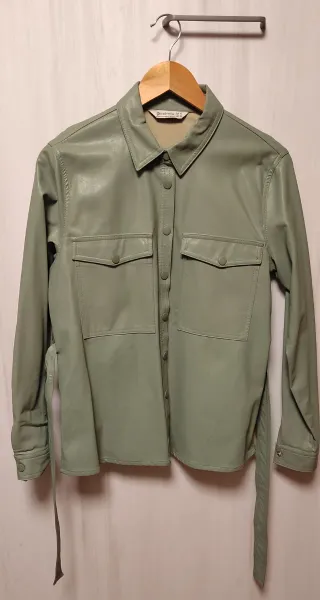 Sobrecamisa Stradivarius