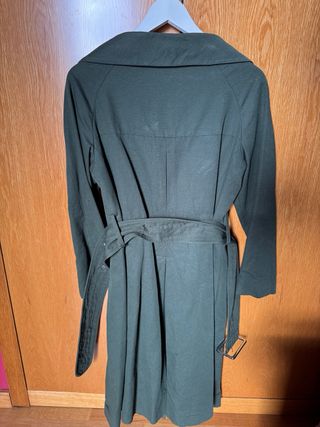 Abrigo verde Zara