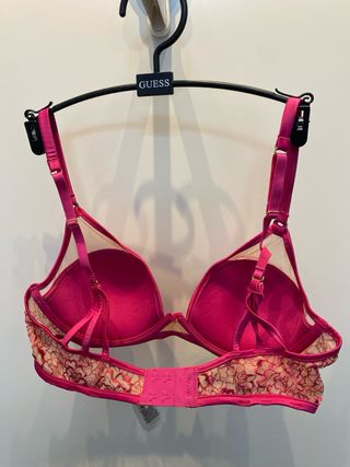 Lote 4 Piezas Lencería Guess fuxia