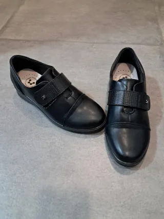 Zapatos señora negros T.39