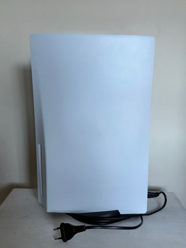 PS5 1tb física + 2 Mandos + Juegos