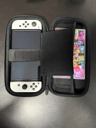 Nintendo Switch OLED + 3 juegos