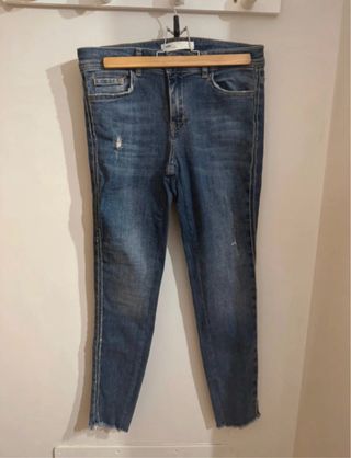 Pantalón vaquero Zara azul