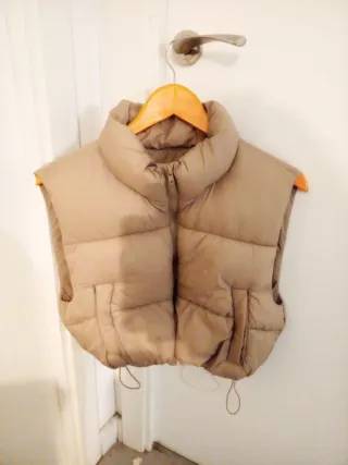 Chaleco beige acolchado talla única
