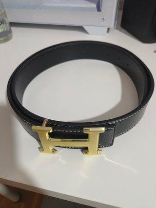 Cinturón Hermes Hebilla Dorada Negro