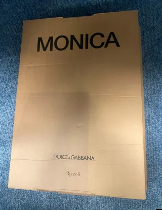 Libro de Arte Edición Lujo: MONICA Dolce & Gabbana