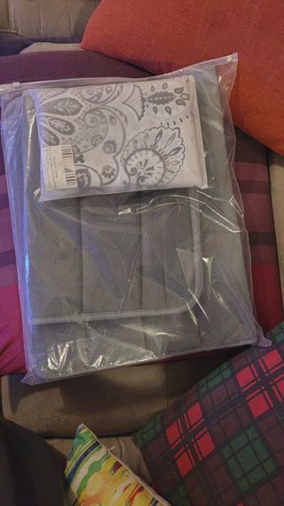 Tappetini bagno e tenda doccia grigi